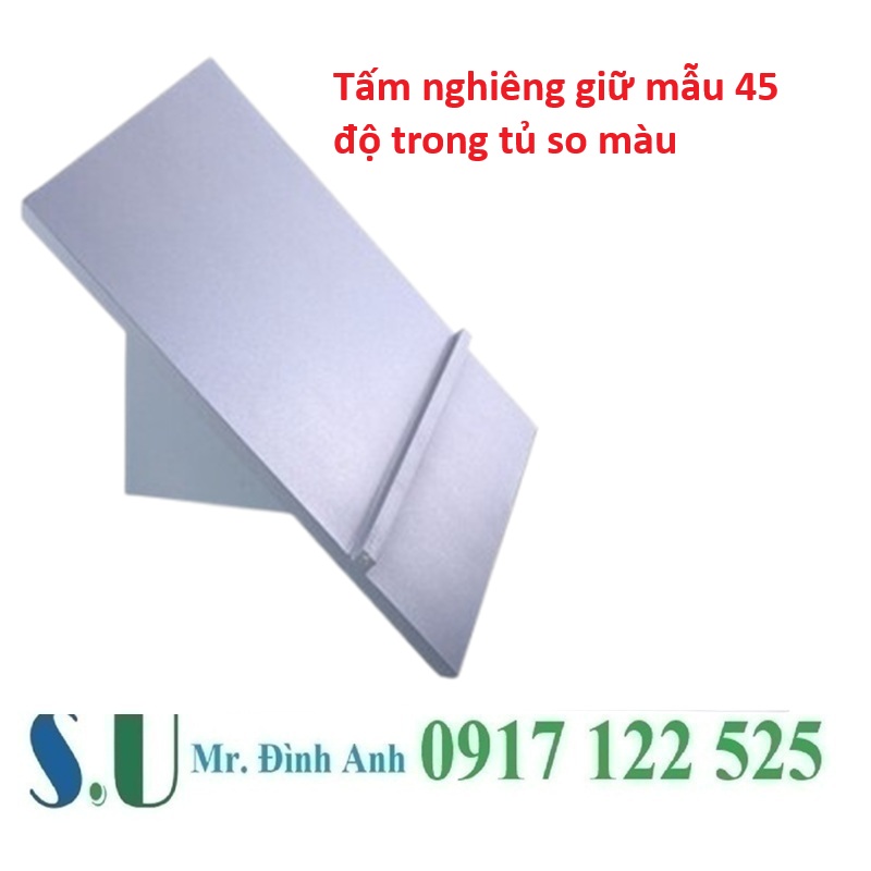 Tấm Nghiêng Giữ Mẫu 45 Độ Trong Tủ So Màu- Giải Pháp Chuẩn Xác